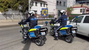 Polițiștii rutieri argeșeni, la datorie în minivacanța de Paște (1)