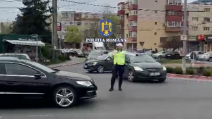 Polițiștii rutieri, prezenți în zonele aglomerate (5)