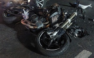 accident moto cu doua auto stefanesti (2)