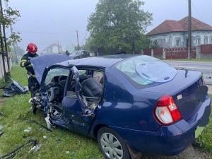 Accident rutier pe DN 7C, în Merișani (1)