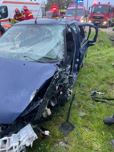 Accident rutier pe DN 7C, în Merișani (3)