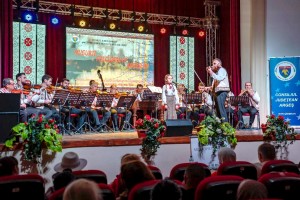 Festivalului „Mugurii Folclorului Argeșean” (2)