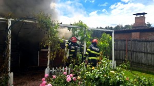 Incendiu izbucnit într-o gospodărie din cartierul Trivale (1)