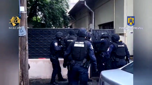 percheziții domiciliare (14)