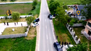 percheziții domiciliare (20)