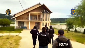 percheziții domiciliare (22)