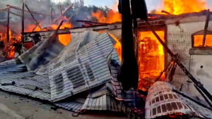 Incendiu casa Mălureni (2)
