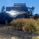 Incendiu izbucnit la o combină de treierat (3)