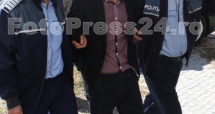 barbat-retinuti-fotopress-24ro