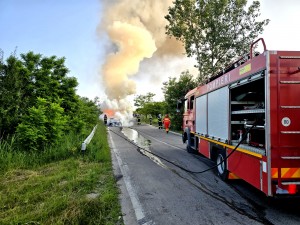 incendiu auto godeni (1)
