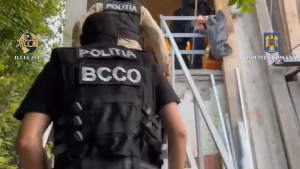 percheziitii arges (3)