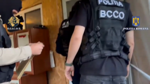 percheziitii arges (4)