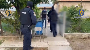 percheziitii arges (5)