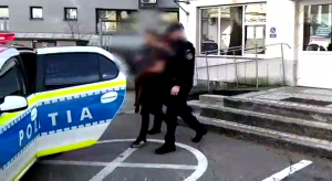 reținut-de-polițiști