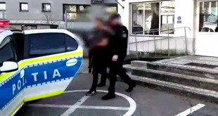 reținut-de-polițiști