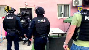 trafic de persoane și proxenetism (3)