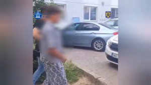 ARESTATI TINERIVIOLOLENTI (3)