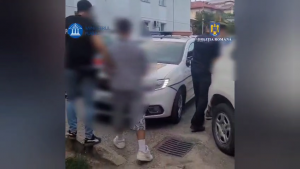 ARESTATI TINERIVIOLOLENTI (4)