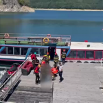 Motociclist atacat de urs (Transfăgărășan) (1)