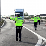 Poliţiştii-rutieri-au-împânzit-şoselele-judeţului