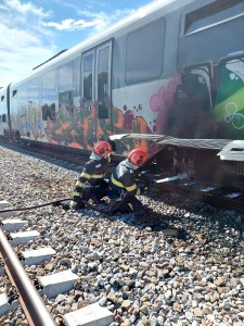 incendiu tren arges (4)