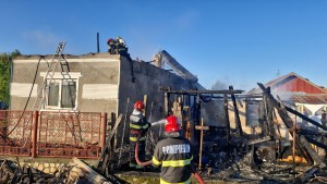 Gospodării mistuite de incendiu