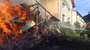 Incendiu anexa Câmpulung (1)