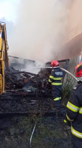 Incendiu anexa Câmpulung (8)