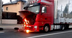 Incendiu izbucnit la un cap tractor
