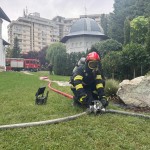 Incendiu lângă biserica Mavrodolu (7)