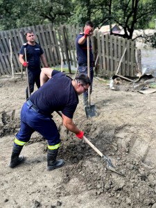 inundatii brosteni - suceava (11)