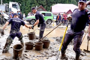 inundatii brosteni - suceava (2)