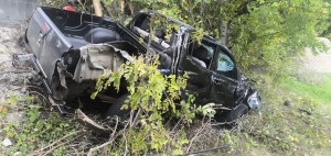 Autoturism prăbușit în râpă Dragoslavele (3)