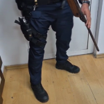 Piteștean cu pușca în Târgul Săptămânal (3)