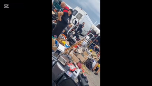 Piteștean cu pușca în Târgul Săptămânal (7)