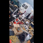 Piteștean cu pușca în Târgul Săptămânal (9)