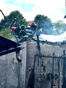 incendiu balilesti (3)