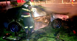 Incendiu-autoturism-