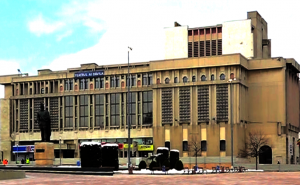 Teatrul „Alexandru Davila” .