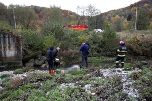 femeie gasita moarta baraj-Câmpulung (3)