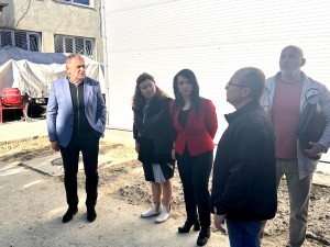 Școla „Nicolae Iorga”, (2)