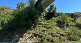 podul din comuna Căteasca