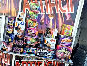 Articole pirotehnice confiscate (1)