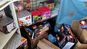 Articole pirotehnice confiscate (3)