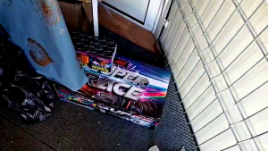 Articole pirotehnice confiscate (5)