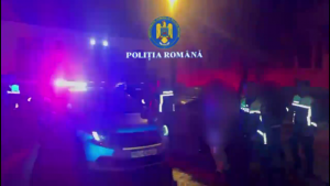 SCANDAL TINERI PITESTI (1)