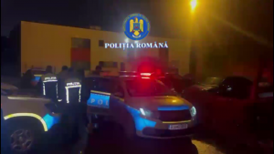 SCANDAL TINERI PITESTI (2)