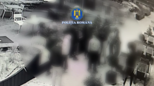 SCANDAL TINERI PITESTI (3)