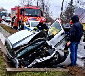 auto rasturnat calinesti (1)