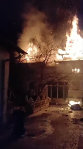 incendiu vila costesti (1)